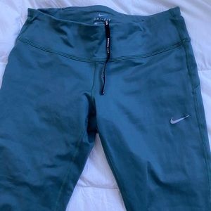 Nike Capri Leggings